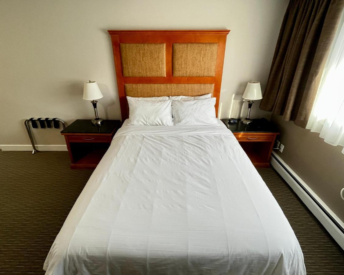 Anavada Inn & Suites - Принс-Джордж Екстер'єр фото
